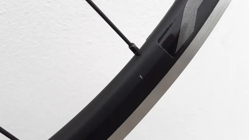 700c Front Wheel with AXIS 2.0 Rim on Axis Q/R Hub Shop Soiled-3